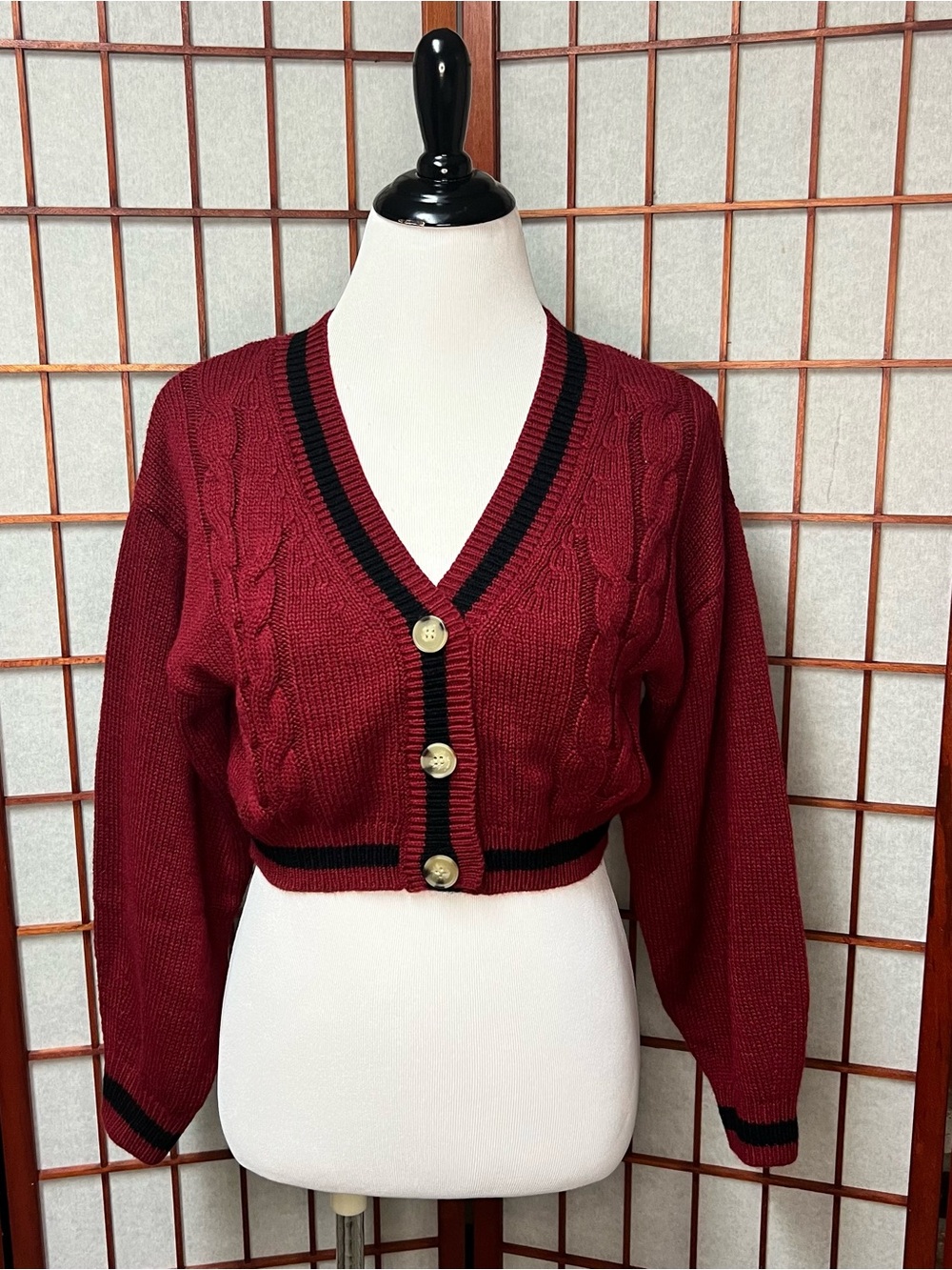 Cropped Cable Knit V-Neck Cardigan Sweater - Red Burgundy